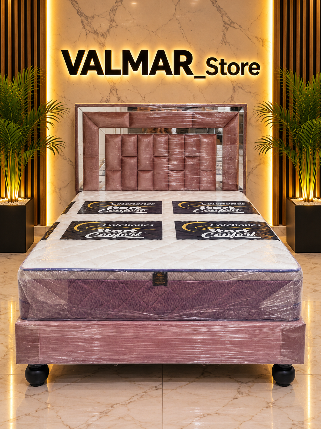 Cama Base Pata Madera con Espaldar de Lujo Tapizado en Cuadros y Doble Marco Espejo